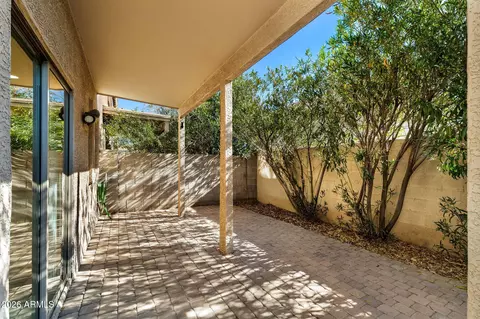 2723 E Schiliro Cir, Phoenix, AZ 85032 photo 15