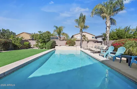 2130 W Hedgehog Pl, Phoenix, AZ 85085