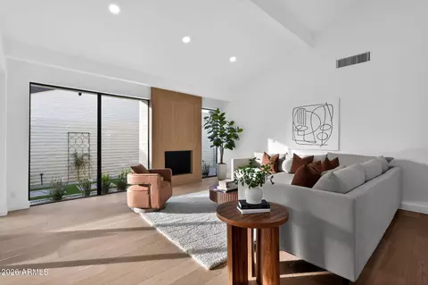 7369 E Krall St, Scottsdale, AZ 85250