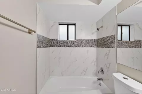 Bath - 6510 E Arbor Ave, Mesa, AZ 85206 photo 2 of 4