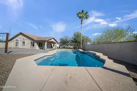 Exterior - 2821 E Morgan Ct, Gilbert, AZ 85295 photo 12 of 17