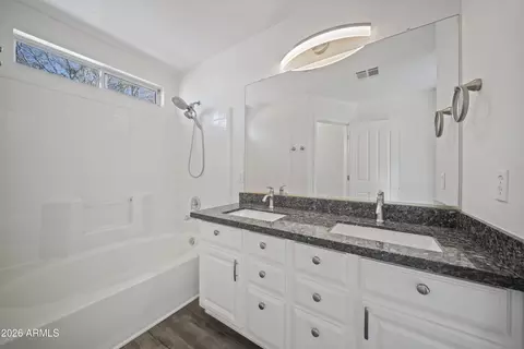 Bath - 2821 E Morgan Ct, Gilbert, AZ 85295 photo 3 of 3