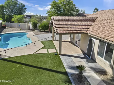 Exterior - 2821 E Morgan Ct, Gilbert, AZ 85295 photo 6 of 17