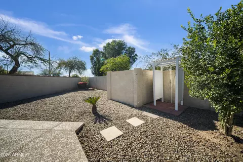 Exterior - 2821 E Morgan Ct, Gilbert, AZ 85295 photo 11 of 17