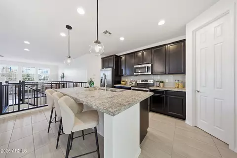 1696 E Bridgeport Pkwy, Gilbert, AZ 85295 photo 15