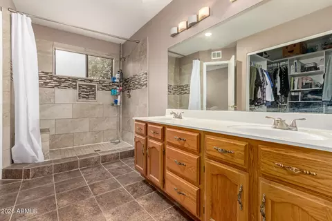 Bath - 5354 Ellis St, Mesa, AZ 85205 photo 1 of 2