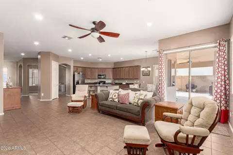 2945 E Clifton Ave, Gilbert, AZ 85295 photo 11