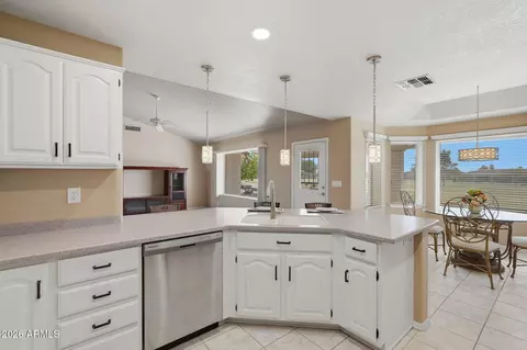 11451 E Navarro Ave, Mesa, AZ 85209 photo 9