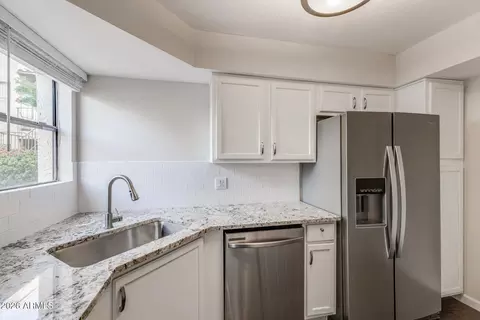 8787 E Mountain View Rd #1124, Scottsdale, AZ 85258