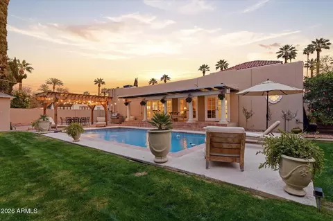 Exterior - 118 E Palm Ln, Phoenix, AZ 85004 photo 5 of 8