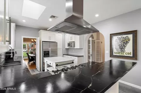Kitchen - 118 E Palm Ln, Phoenix, AZ 85004 photo 1 of 3