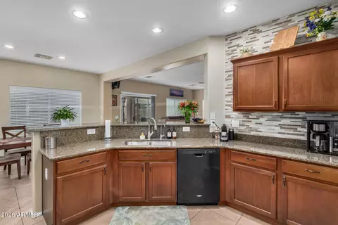 4245 E Washington Ct, Gilbert, AZ 85234 photo 11