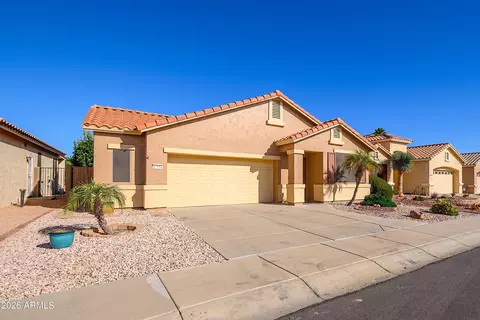 17654 W Wildberry Dr, Surprise, AZ 85374