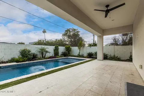Exterior - 4529 E Glenrosa Ave, Phoenix, AZ 85018 photo 5 of 10