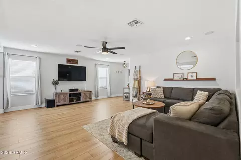 Entry Way - 8550 E Lakeview Ave, Mesa, AZ 85209 photo 1 of 1
