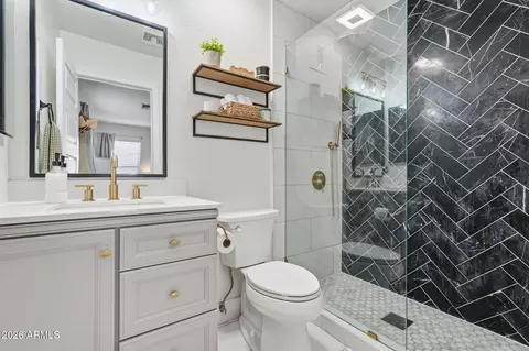 Bath - 8550 E Lakeview Ave, Mesa, AZ 85209 photo 1 of 2