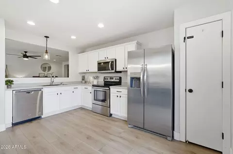 Kitchen - 8550 E Lakeview Ave, Mesa, AZ 85209 photo 1 of 2