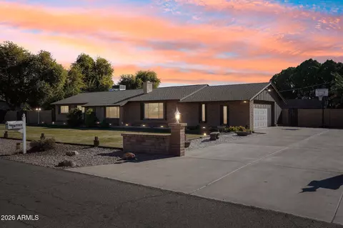 7133 W Banff Ln, Peoria, AZ 85381