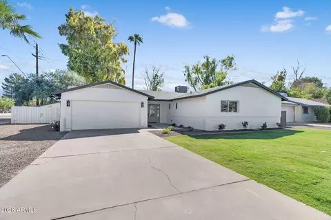 1559 N Upland Cir, Mesa, AZ 85201