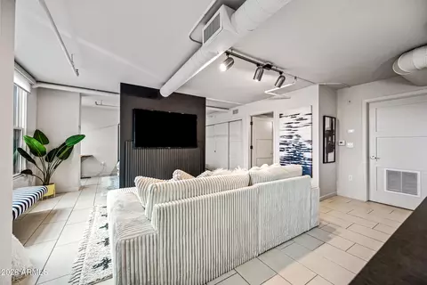 Living - 535 W Thomas Rd #407, Phoenix, AZ 85013 photo 3 of 7