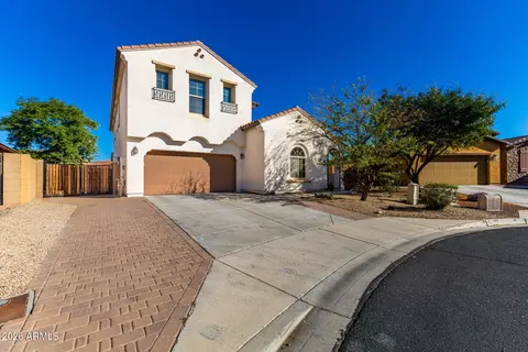 7536 W Molly Dr, Peoria, AZ 85383