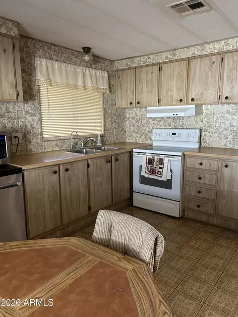 2420 W 5th Ave #32, Apache Junction, AZ 85120 photo 4