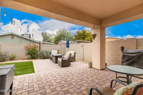 Exterior - 2647 E Contention Mine Rd, Phoenix, AZ 85032 photo 2 of 7