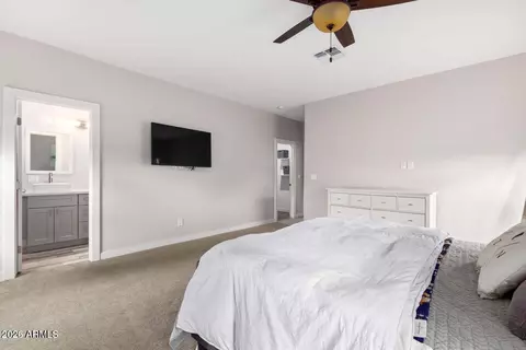 Bedroom - 2647 E Contention Mine Rd, Phoenix, AZ 85032 photo 2 of 4