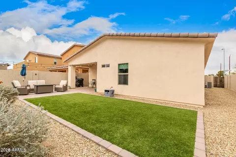Exterior - 2647 E Contention Mine Rd, Phoenix, AZ 85032 photo 4 of 7