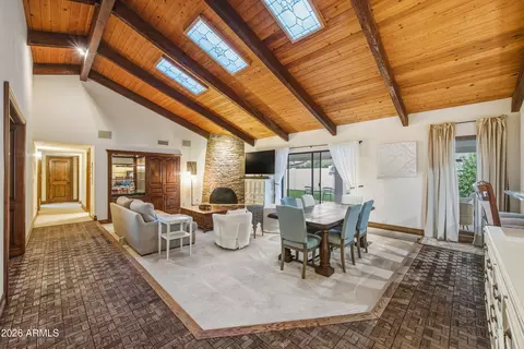 2404 E Mountain View Rd, Phoenix, AZ 85028 photo 9