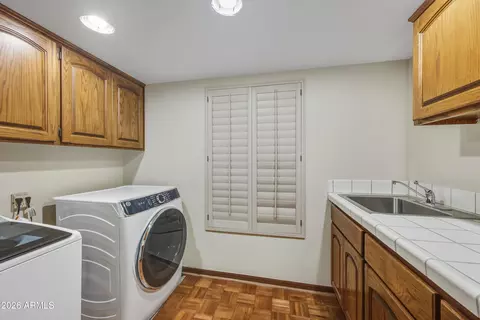 2404 E Mountain View Rd, Phoenix, AZ 85028 photo 32