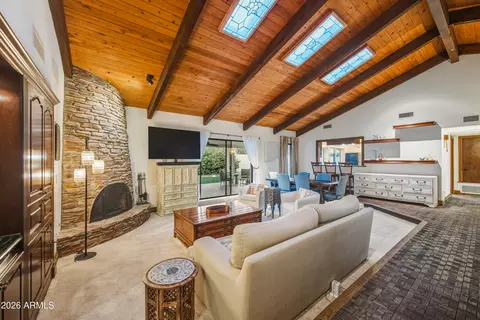 2404 E Mountain View Rd, Phoenix, AZ 85028 photo 8