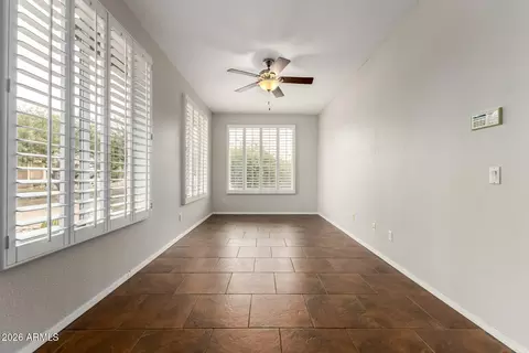 Living - 402 E Blue Eagle Ln, Phoenix, AZ 85086 photo 4 of 9
