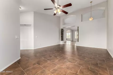 Living - 402 E Blue Eagle Ln, Phoenix, AZ 85086 photo 2 of 9