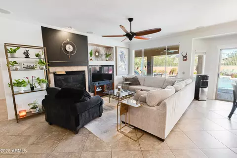 Living - 6530 W Bent Tree Dr, Phoenix, AZ 85083 photo 1 of 4