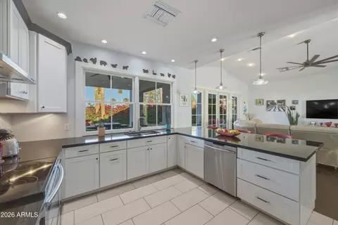 Kitchen - 1970 E Duke Dr, Tempe, AZ 85283 photo 2 of 4