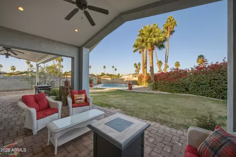 Exterior - 1970 E Duke Dr, Tempe, AZ 85283 photo 1 of 11
