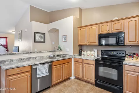 Kitchen - 6900 E Pine Way, Florence, AZ 85132 photo 2 of 2