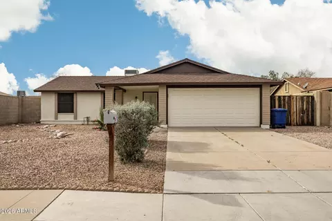 2016 N Arrowhead Dr, Chandler, AZ 85224