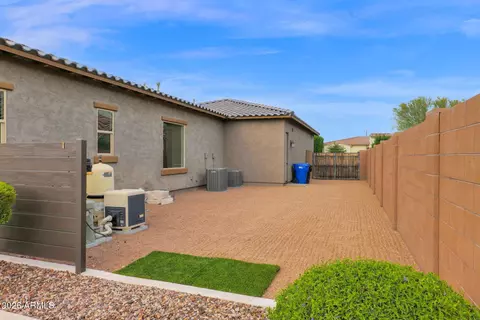 Exterior - 3843 E Fargo St, Mesa, AZ 85205 photo 16 of 17