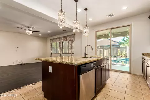 3049 E Regina St, Mesa, AZ 85213 photo 13