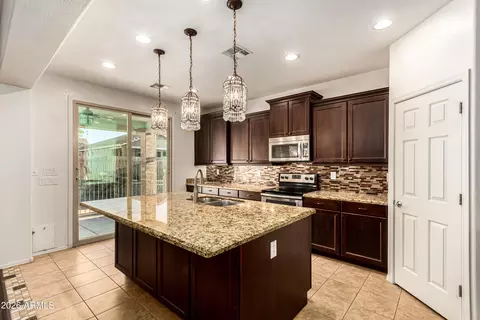 3049 E Regina St, Mesa, AZ 85213 photo 12