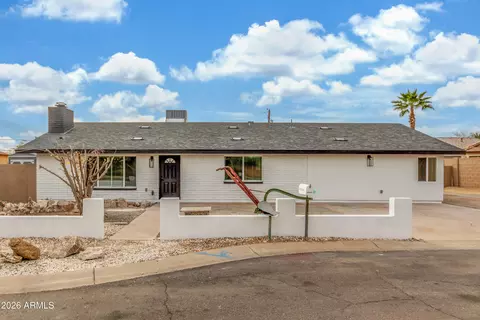 Exterior - 16632 N 18th Pl, Phoenix, AZ 85022 photo 2 of 11