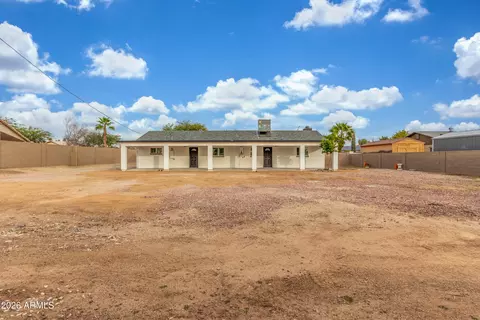 Exterior - 16632 N 18th Pl, Phoenix, AZ 85022 photo 9 of 11