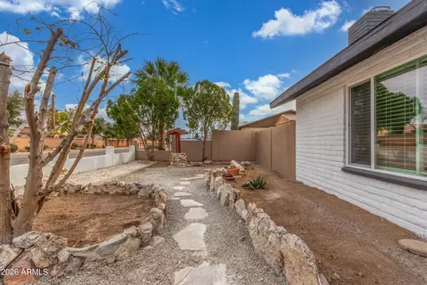 Exterior - 16632 N 18th Pl, Phoenix, AZ 85022 photo 5 of 11