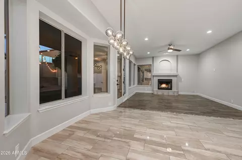 Living - 4564 E Chisum Trl, Phoenix, AZ 85050 photo 4 of 7