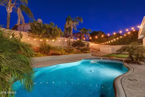 Exterior - 4564 E Chisum Trl, Phoenix, AZ 85050 photo 6 of 8