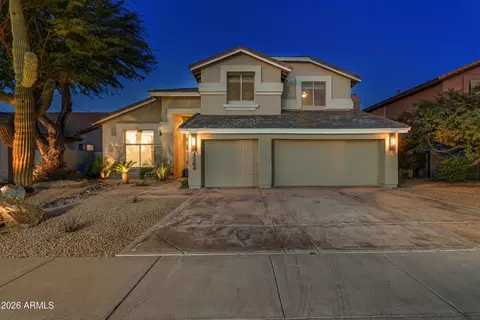 Exterior - 4564 E Chisum Trl, Phoenix, AZ 85050 photo 7 of 8