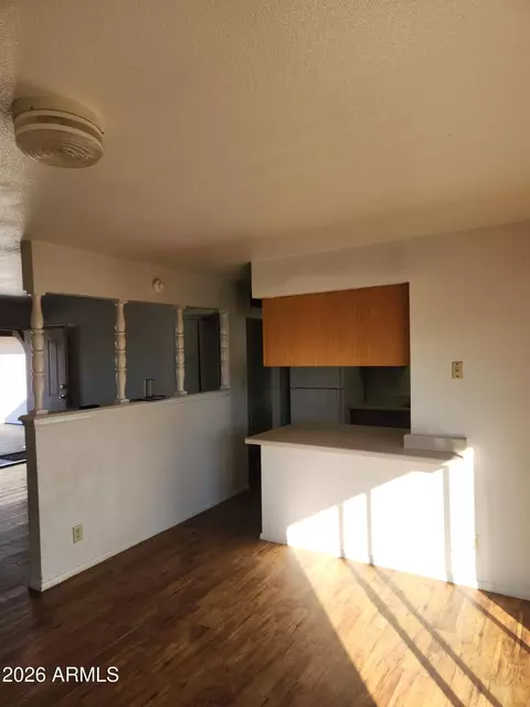 Living - 8521 N 37th Ave, Phoenix, AZ 85051 photo 2 of 2