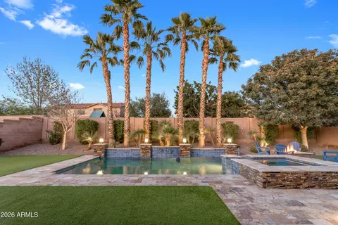 152 W Crescent Way, Chandler, AZ 85248